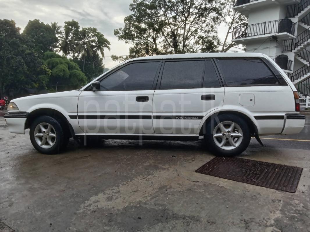 Toyota Corolla 1990 - பயன்படுத்தப்பட்டது கார் sale in Sri Lanka - patpat.lk