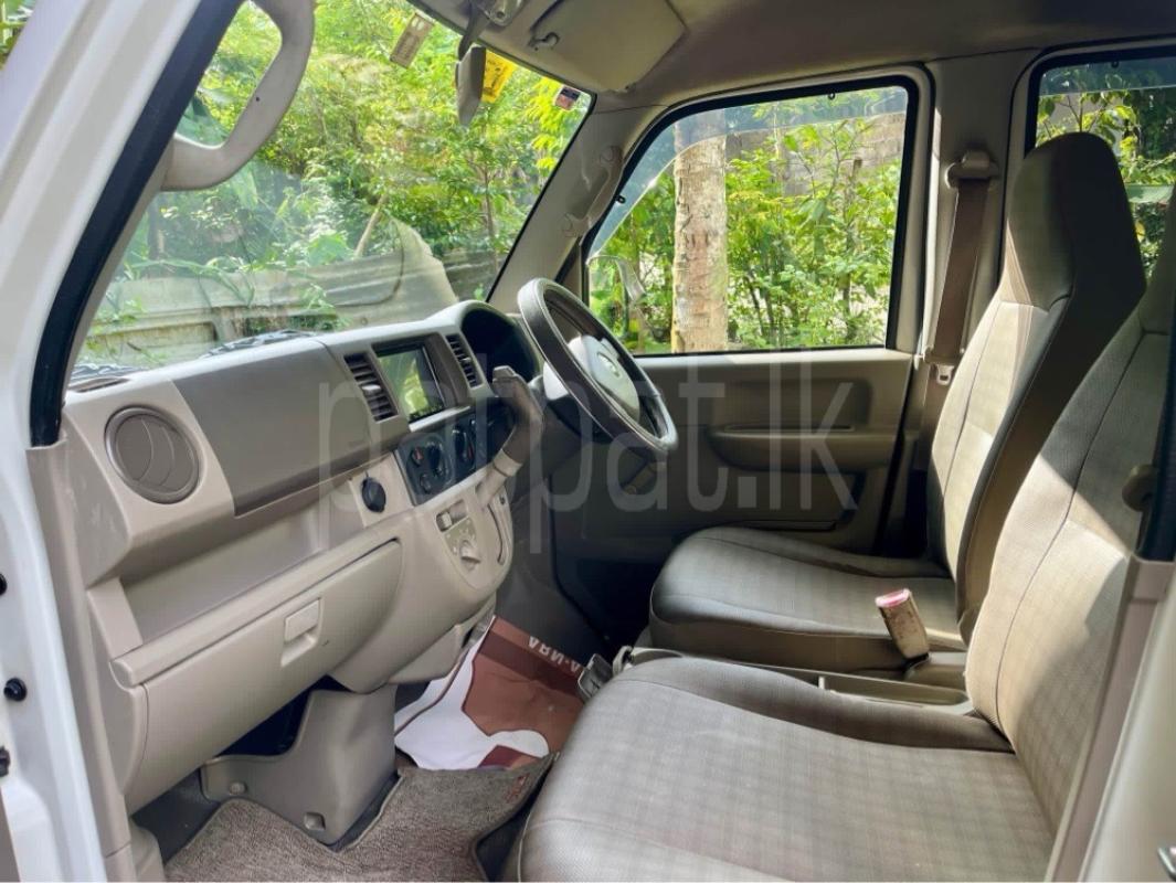 Advertisement image 6