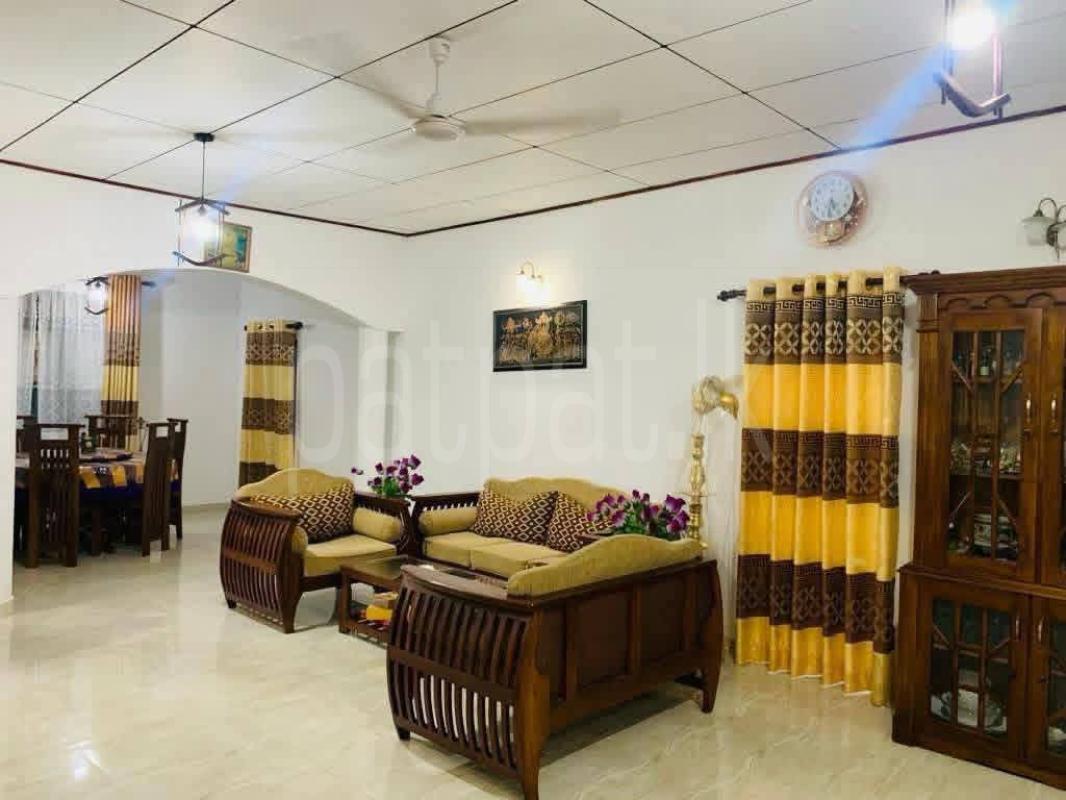 House for Sale in Kadawatha ads-image-1