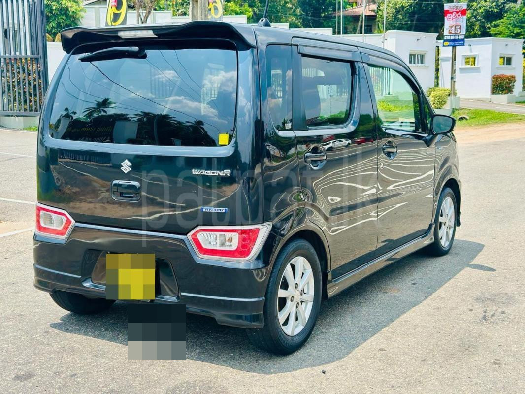 Suzuki Wagon R 2017 - பயன்படுத்தப்பட்டது கார் sale in Sri Lanka - patpat.lk