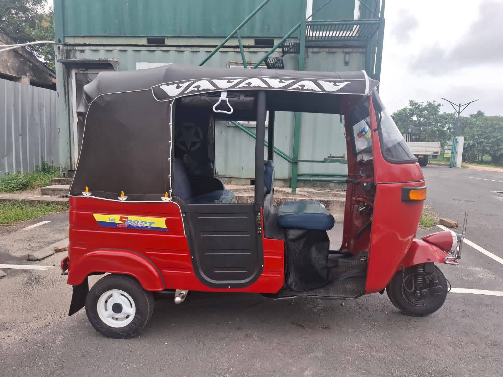 Bajaj Three Wheel 2004 - Used Three wheeler sale in Sri Lanka - patpat.lk