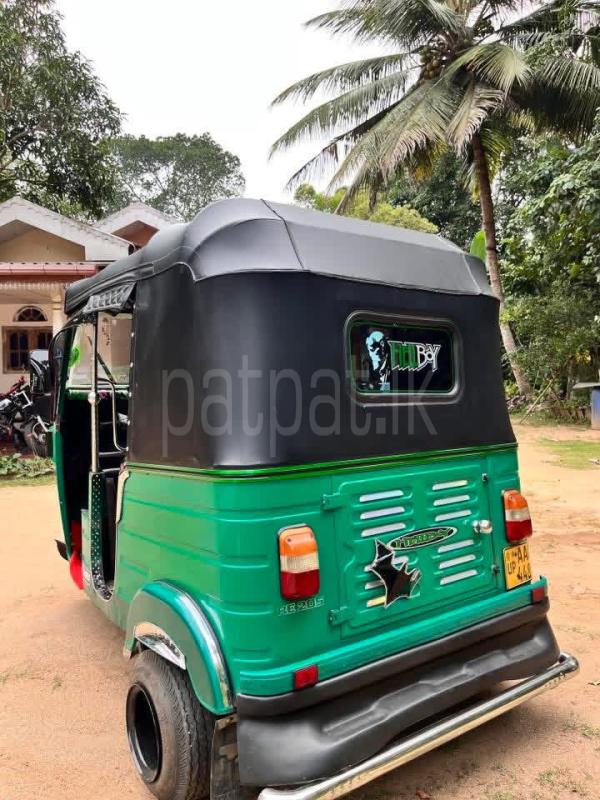 Bajaj Three Wheel 2013 - பயன்படுத்தப்பட்டது முச்சக்கர வண்டி sale in Sri Lanka - patpat.lk