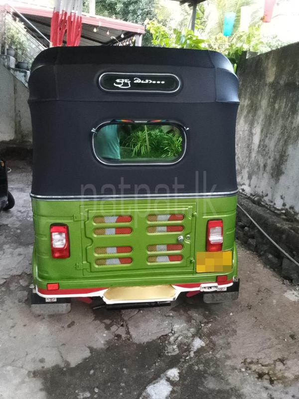 Bajaj 4 stroke 2011 - භාවිතා කරන ලද ත්‍රිරෝද රථය sale in Sri Lanka - patpat.lk