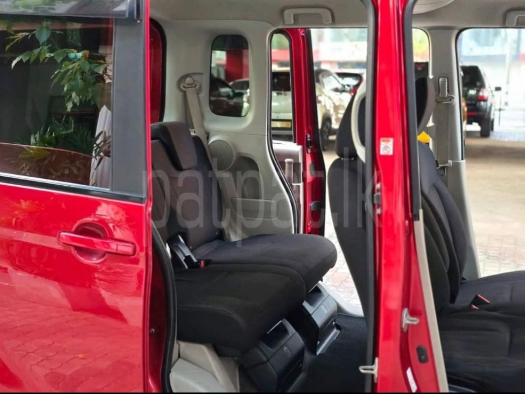 Advertisement image 5