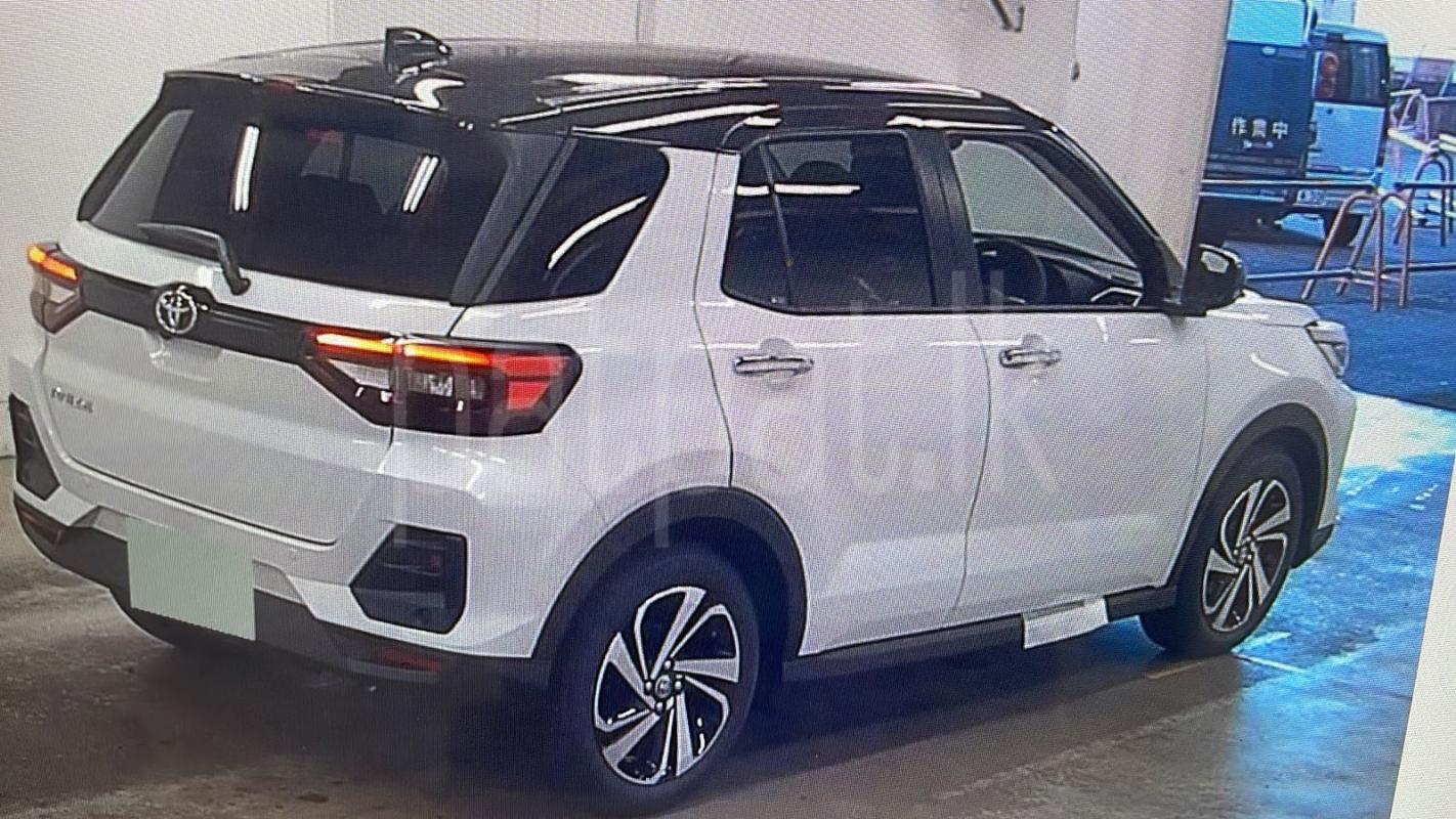 Advertisement image 1