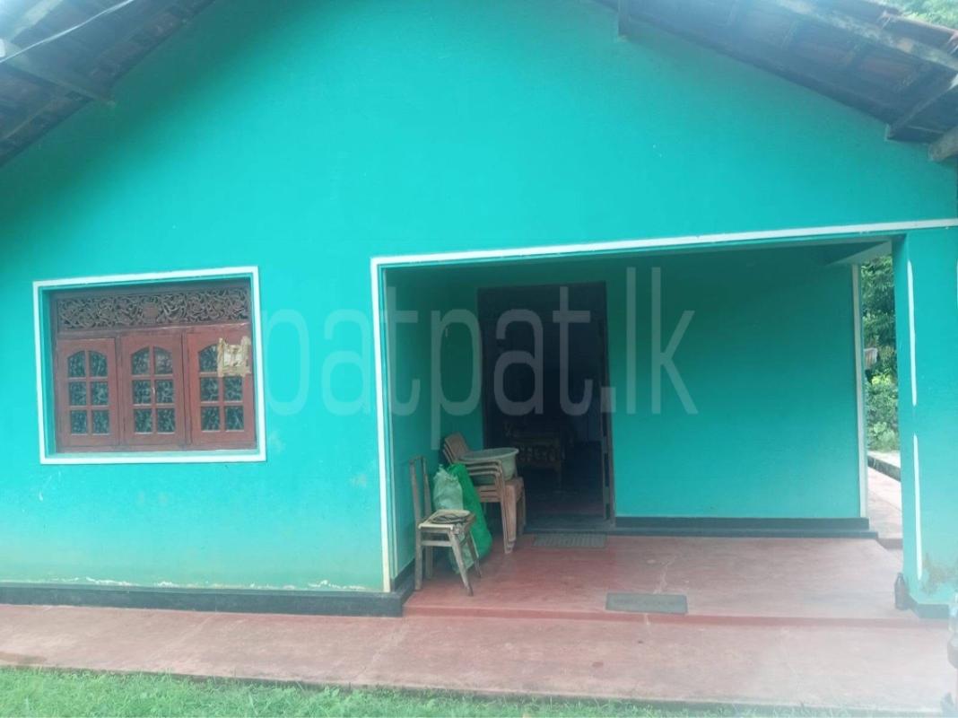 Residential Land for Sale in Mawathagama