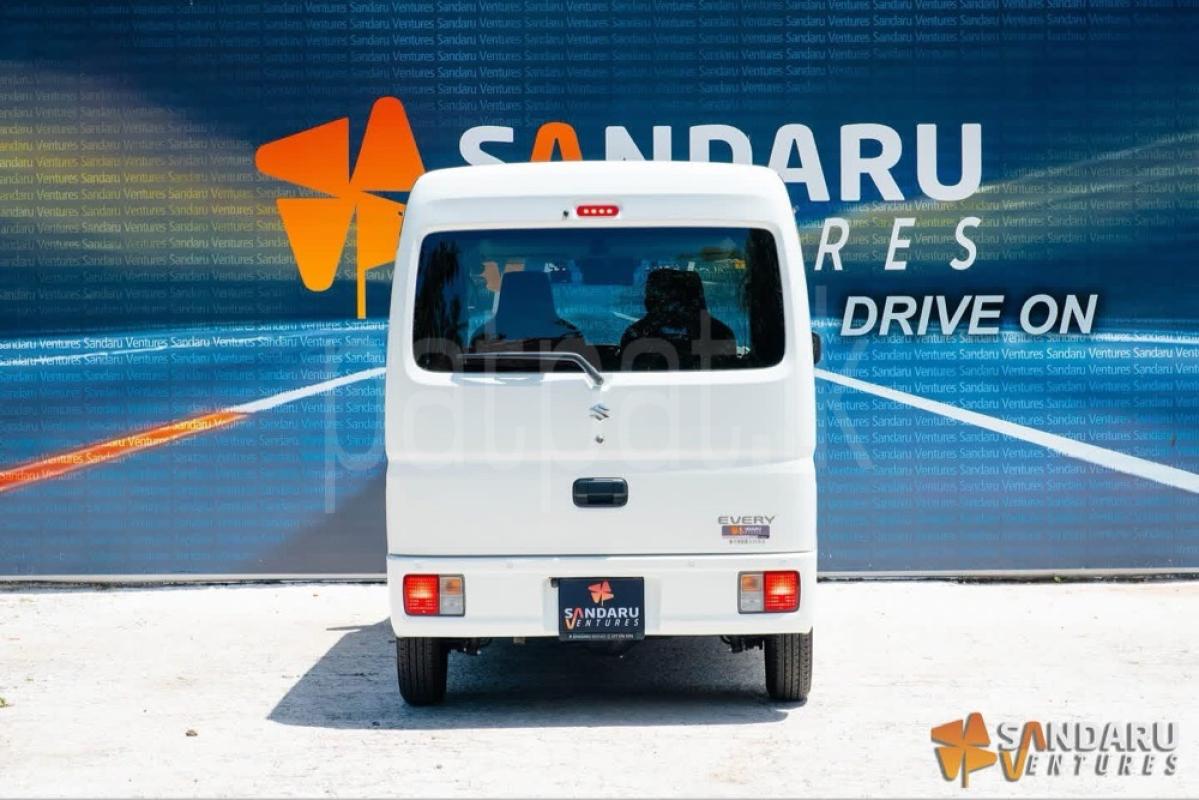 Advertisement image 5