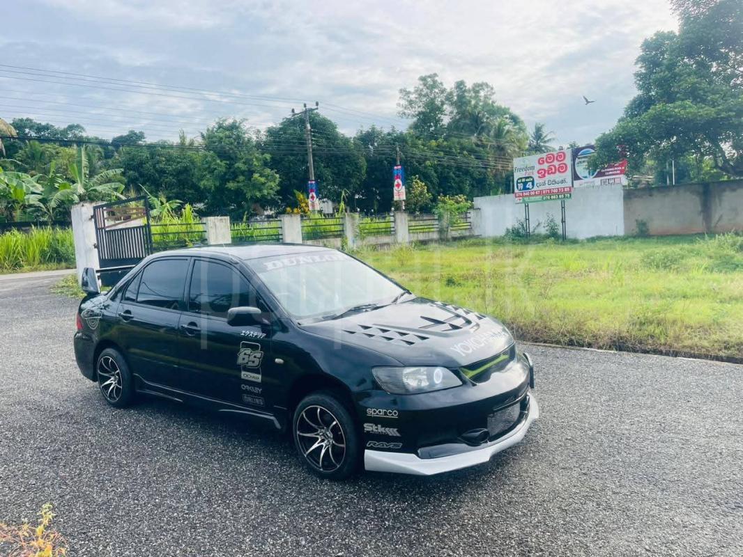 Mitsubishi Lancer 2002 - பயன்படுத்தப்பட்டது கார் sale in Sri Lanka - patpat.lk