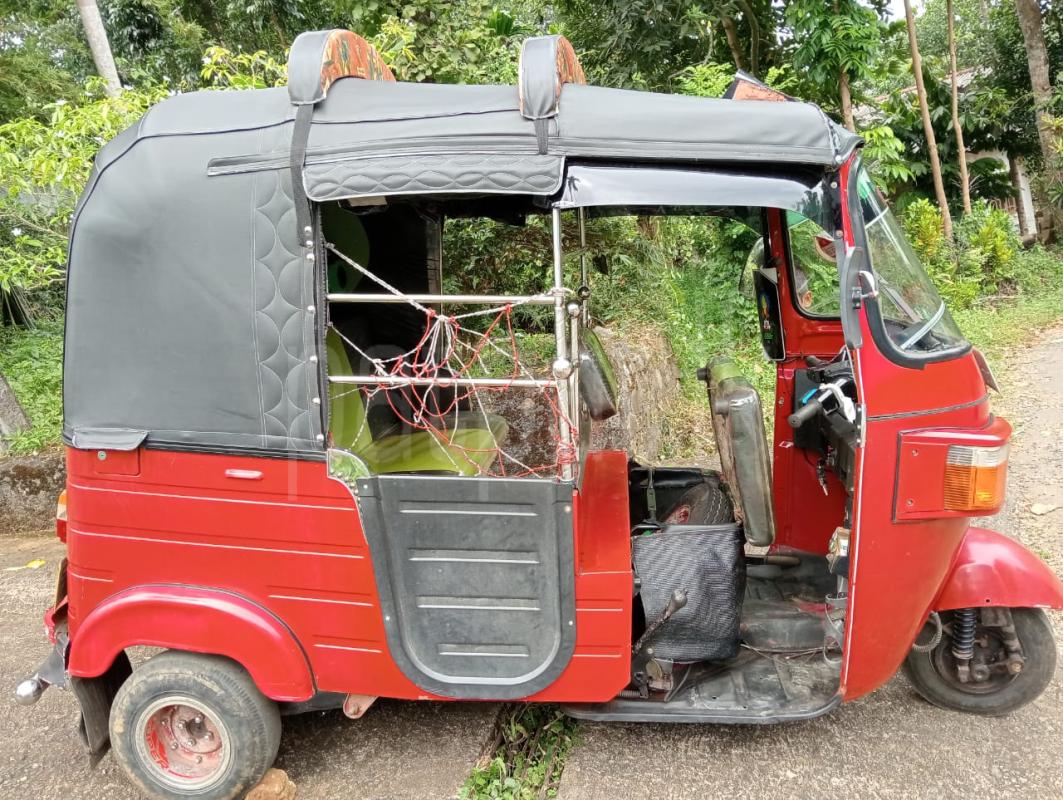 Bajaj 4 stroke 2013 - பயன்படுத்தப்பட்டது முச்சக்கர வண்டி sale in Sri Lanka - patpat.lk