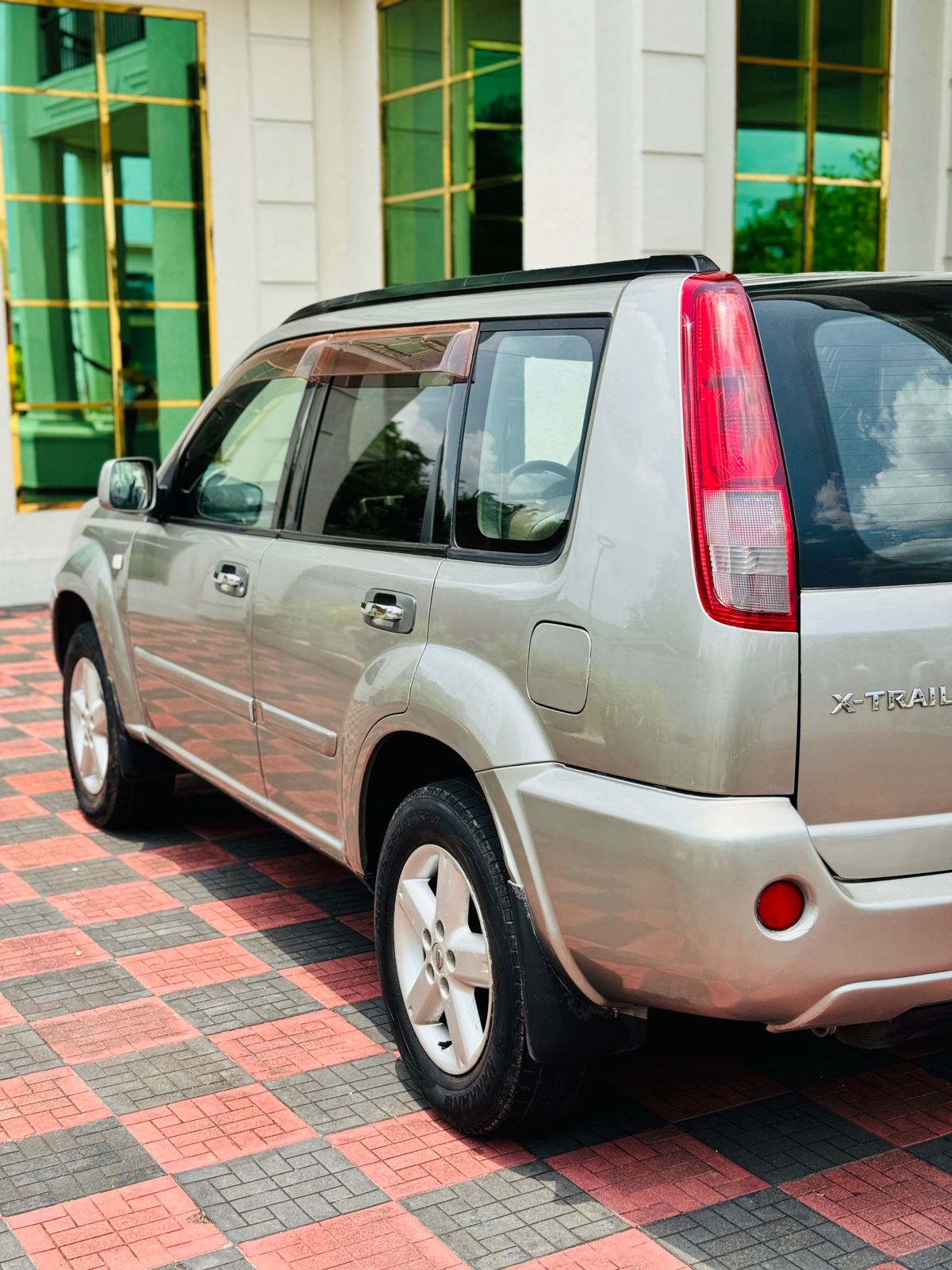 Nissan X Trail 2005 - Used SUV sale in Sri Lanka - patpat.lk