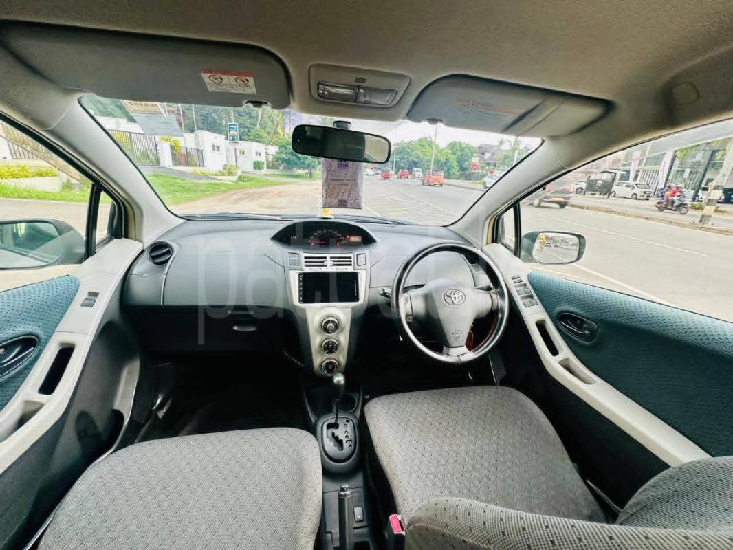 Toyota Vitz 2007 - பயன்படுத்தப்பட்டது கார் sale in Sri Lanka - patpat.lk