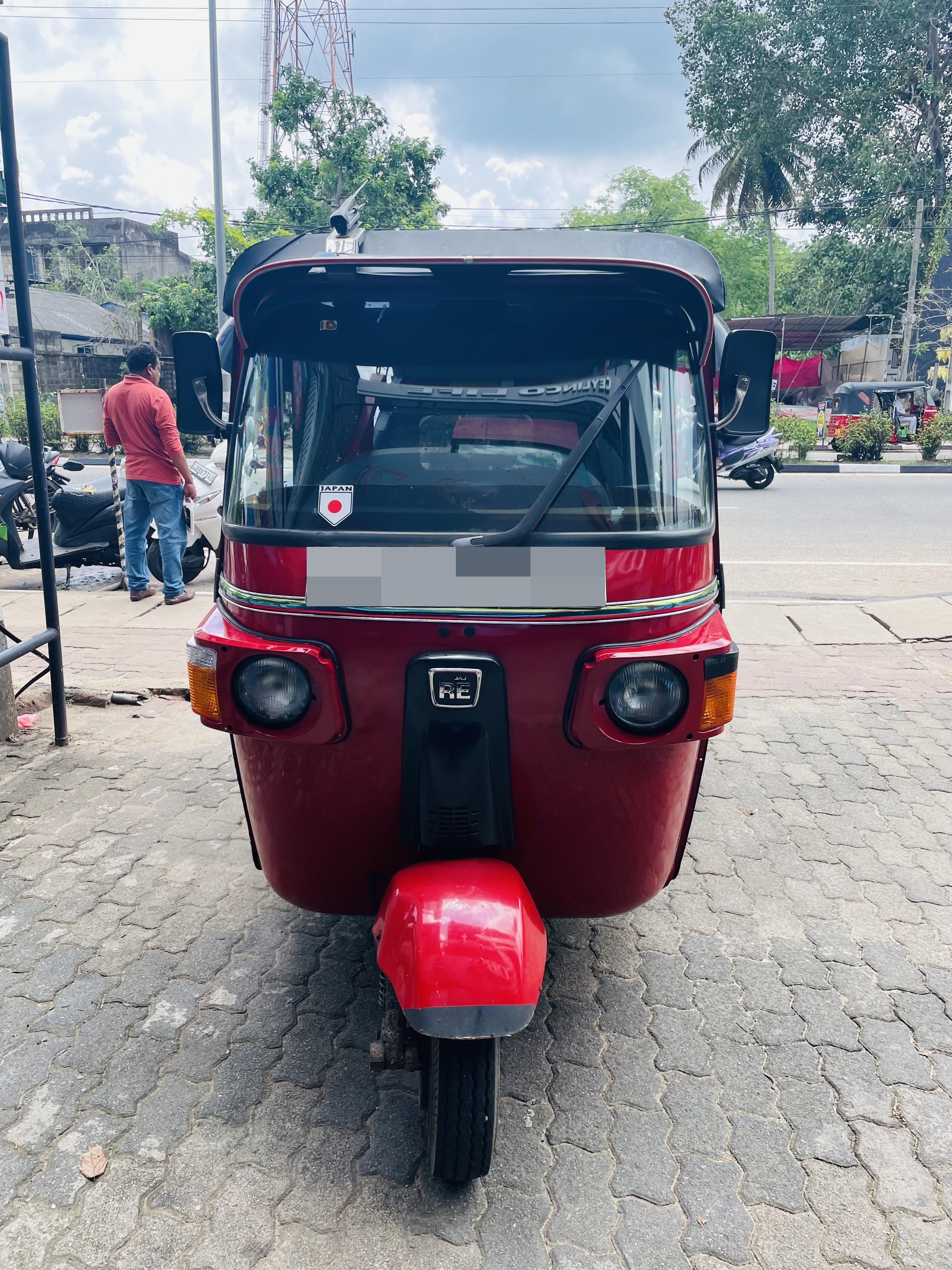 Bajaj Three Wheel 2010 - பயன்படுத்தப்பட்டது முச்சக்கர வண்டி sale in Sri Lanka - patpat.lk