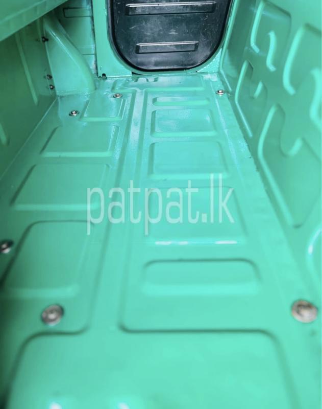 Advertisement image 6