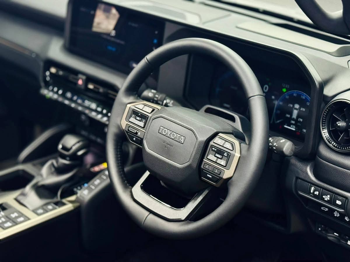 Toyota Land Cruiser 2024 - නැවත සකස් කල SUV රථය sale in Sri Lanka - patpat.lk