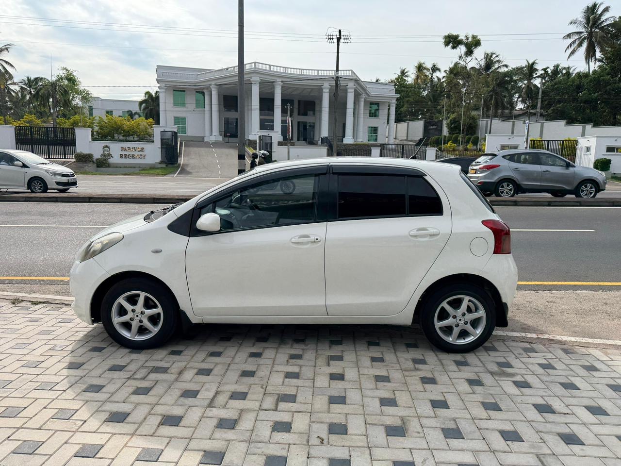 Toyota Vitz 2008 - பயன்படுத்தப்பட்டது கார் sale in Sri Lanka - patpat.lk