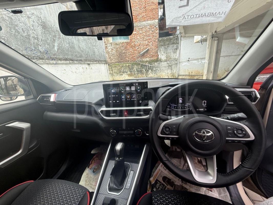 Advertisement image 6