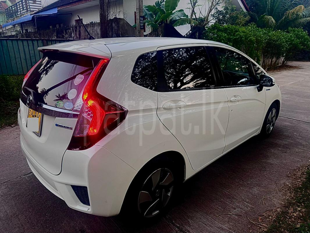 Honda Fit 2014 - பயன்படுத்தப்பட்டது கார் sale in Sri Lanka - patpat.lk