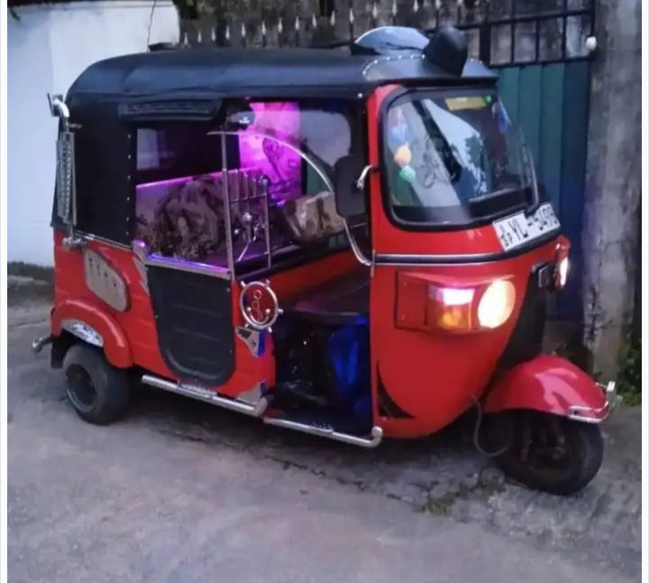 Bajaj 4 stroke 2011 - Used Three wheeler sale in Sri Lanka - patpat.lk