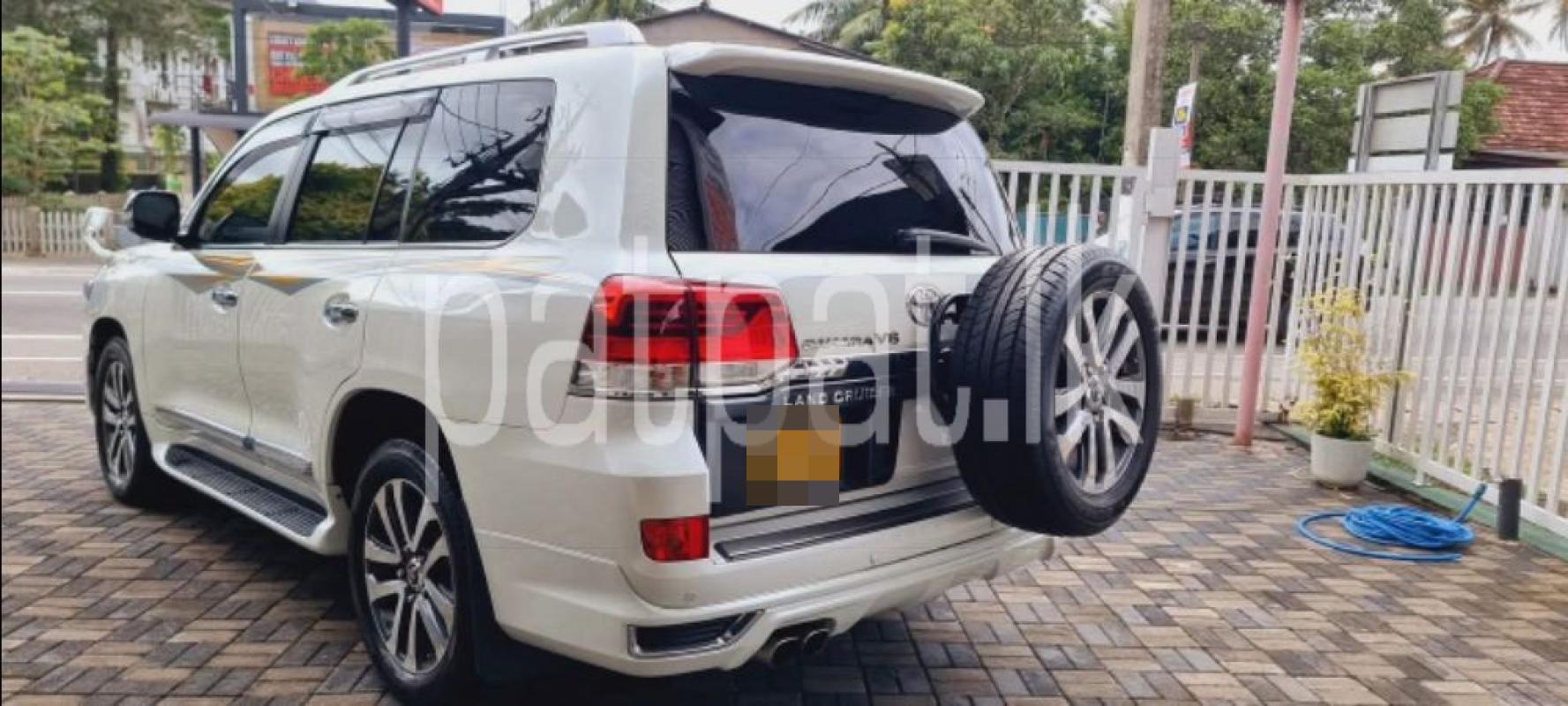 Advertisement image 4