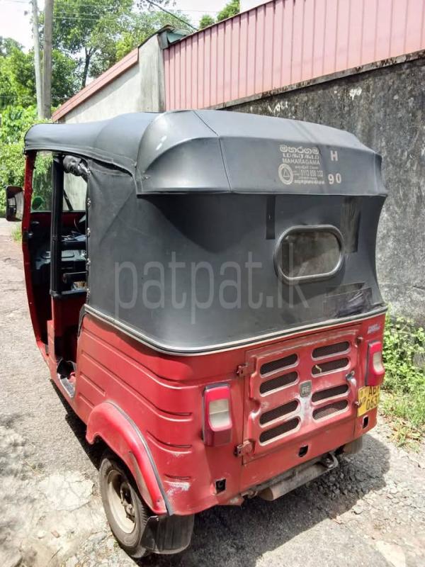Bajaj Three Wheel 2017 - பயன்படுத்தப்பட்டது முச்சக்கர வண்டி sale in Sri Lanka - patpat.lk