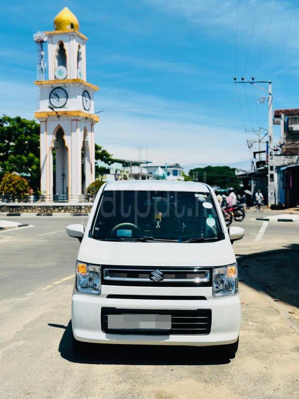 Suzuki Wagon R 2018 - භාවිතා කරන ලද කාර් sale in Sri Lanka - patpat.lk