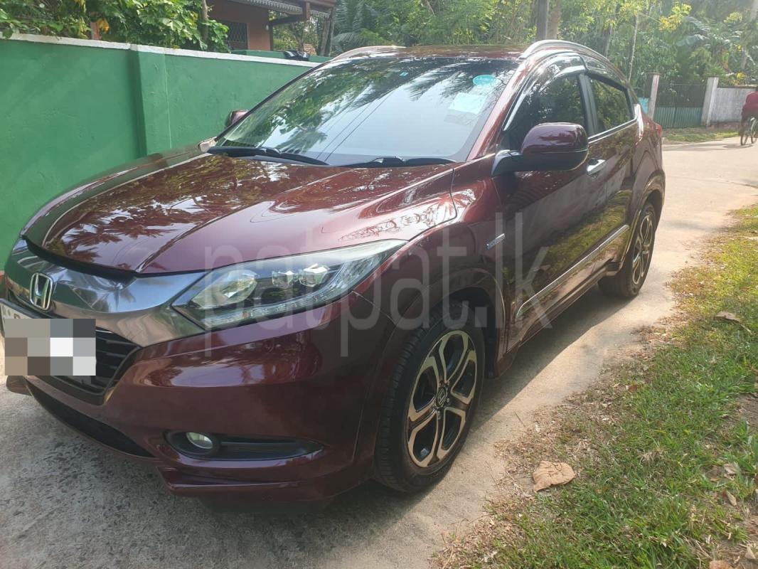 Honda Vezel 2015 - பயன்படுத்தப்பட்டது SUV sale in Sri Lanka - patpat.lk