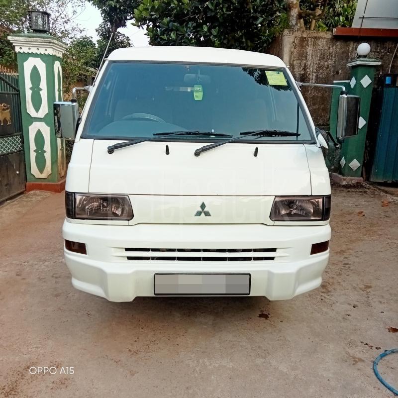 Mitsubishi Delica 2002 - Used Van sale in Sri Lanka - patpat.lk