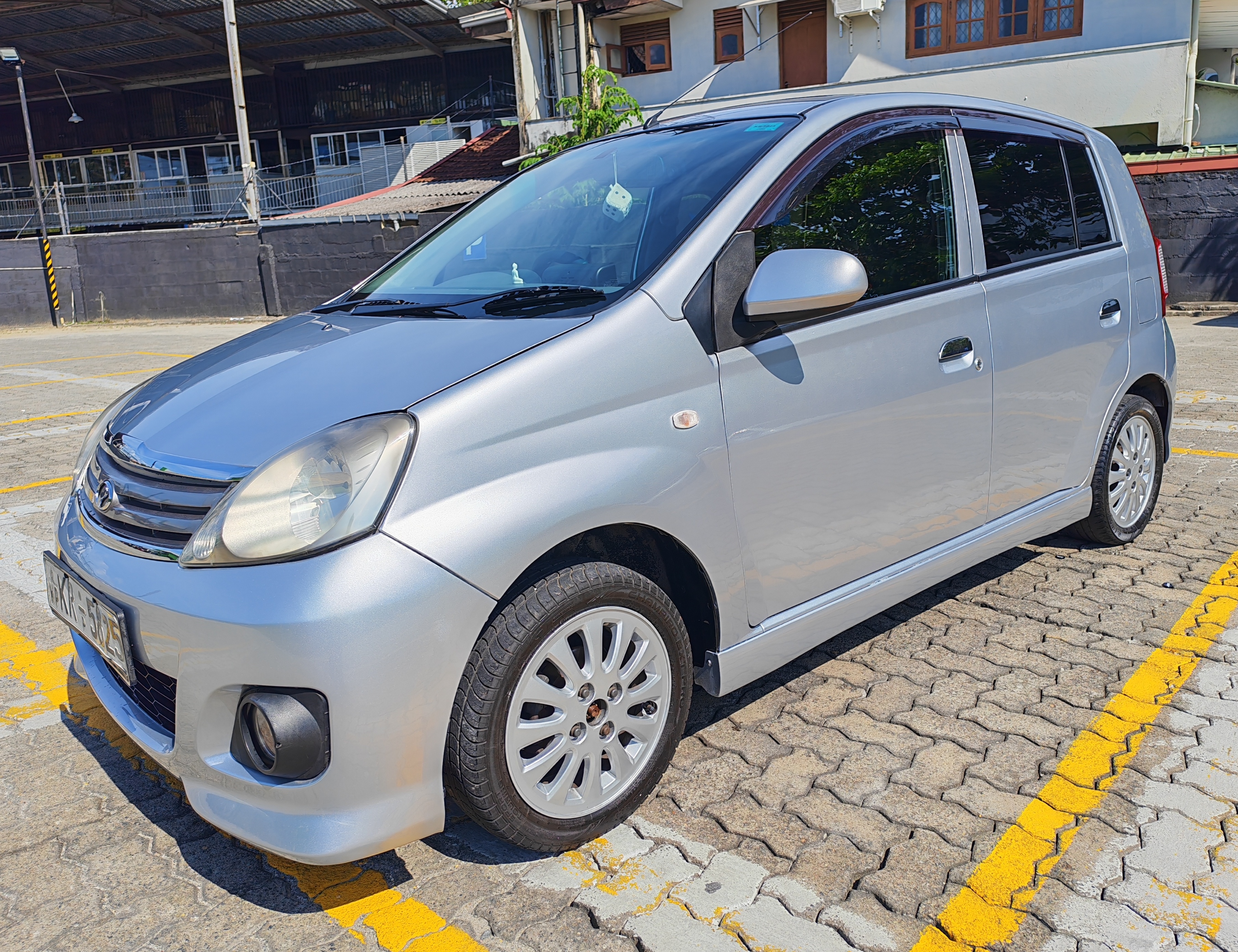 Perodua Viva 2011 - Used Car sale in Sri Lanka - patpat.lk