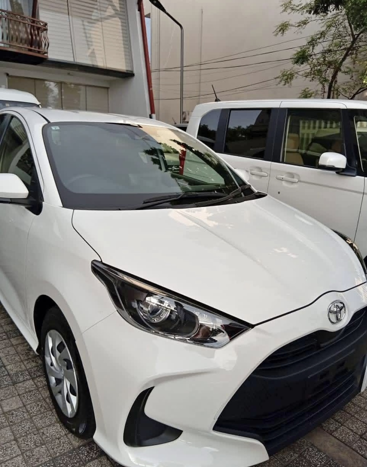 Toyota Yaris 2023 - අලුත් කාර් sale in Sri Lanka - patpat.lk