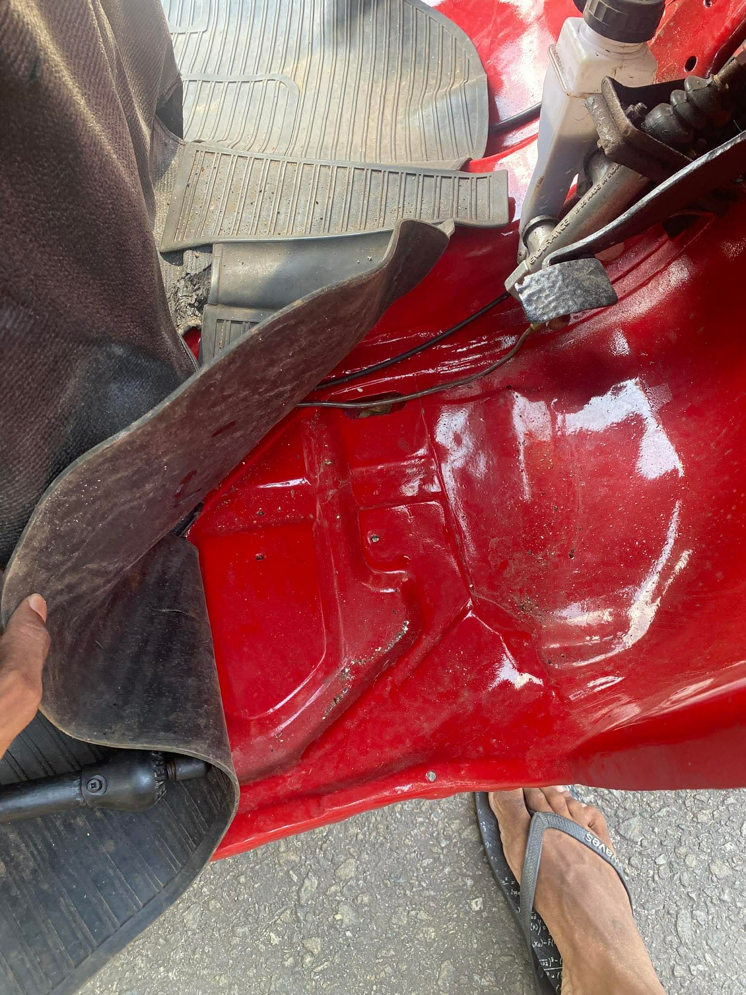 Bajaj Three Wheel 2012 - பயன்படுத்தப்பட்டது முச்சக்கர வண்டி sale in Sri Lanka - patpat.lk