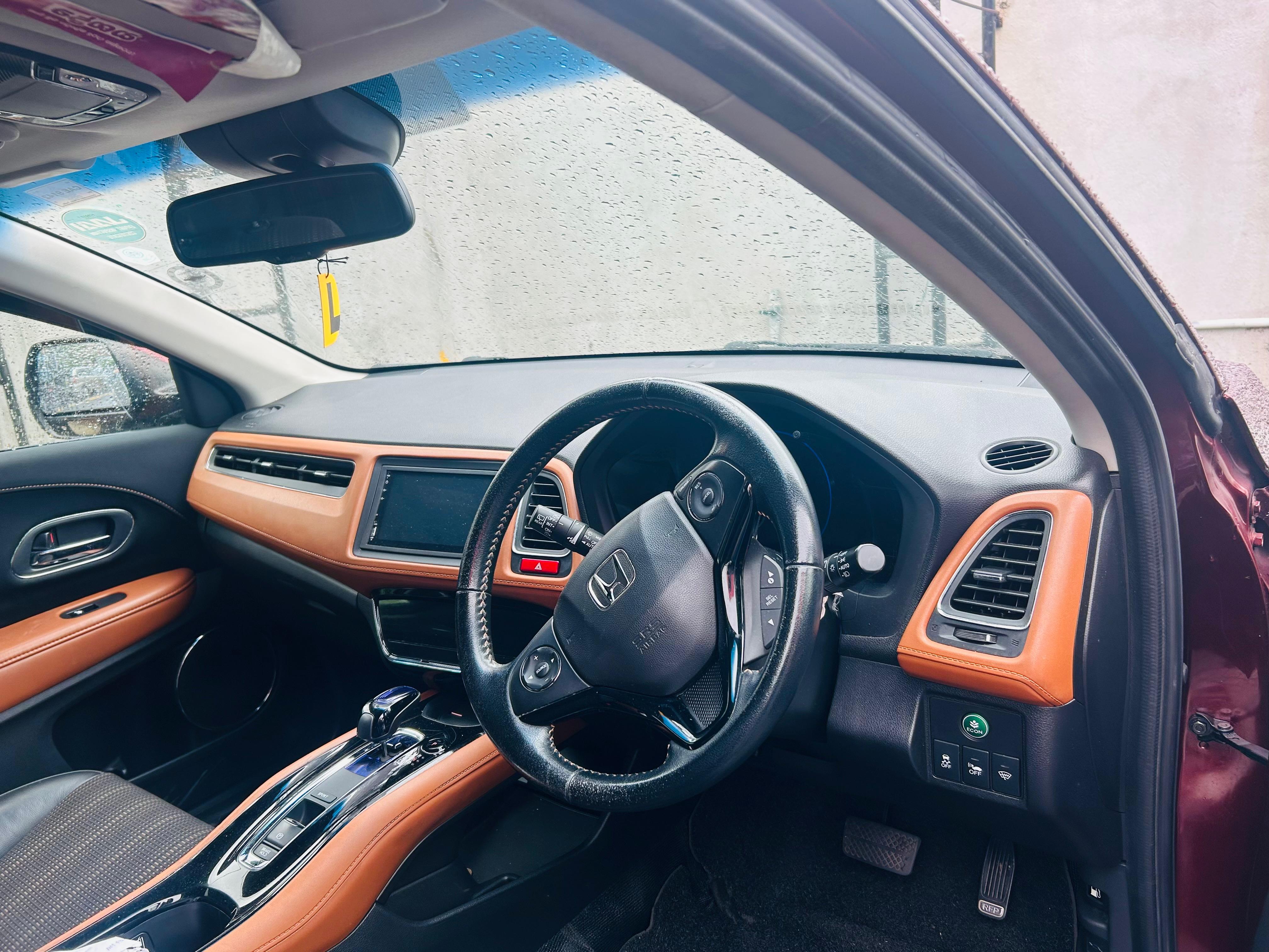 Honda Vezel 2015 - Used SUV sale in Sri Lanka - patpat.lk
