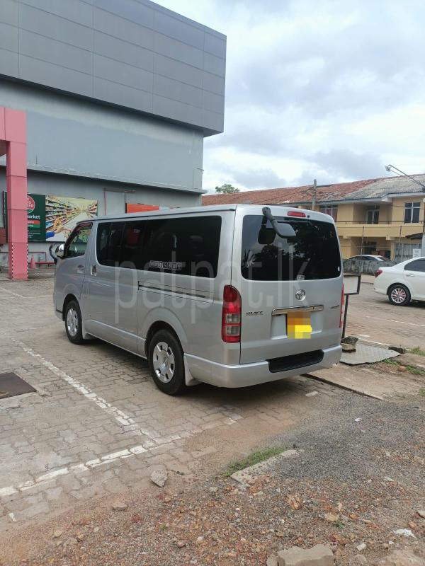 Toyota HIACE GL  2005 - பயன்படுத்தப்பட்டது வேன் sale in Sri Lanka - patpat.lk