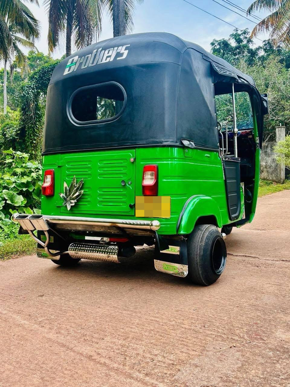 Bajaj Three Wheel 2015 - Used Three wheeler sale in Sri Lanka - patpat.lk