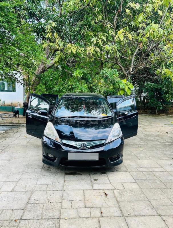 Advertisement image 3