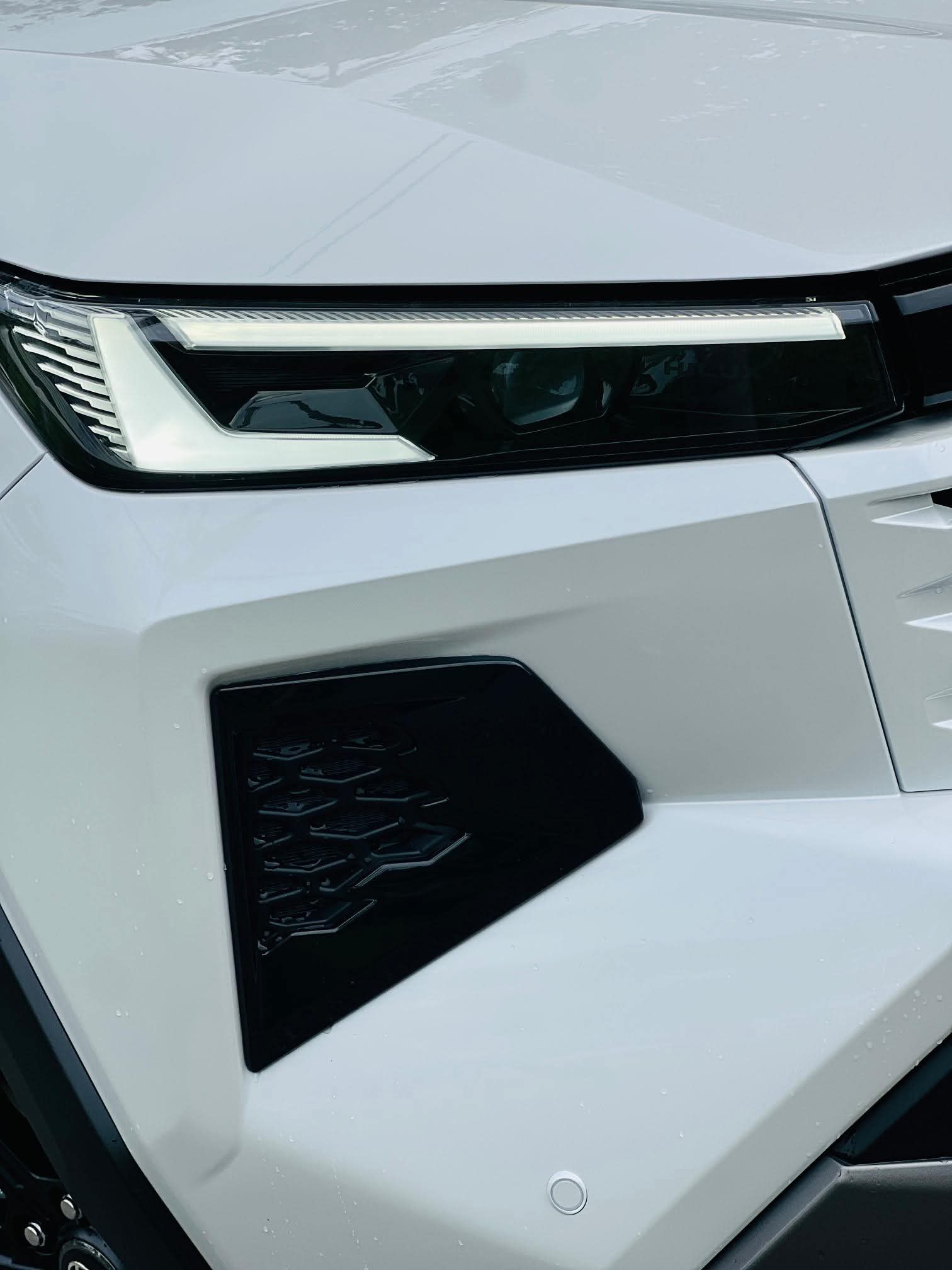 Toyota Hilux Travo Overland Plus 2025 - Brand New Pick-up  sale in Sri Lanka - patpat.lk