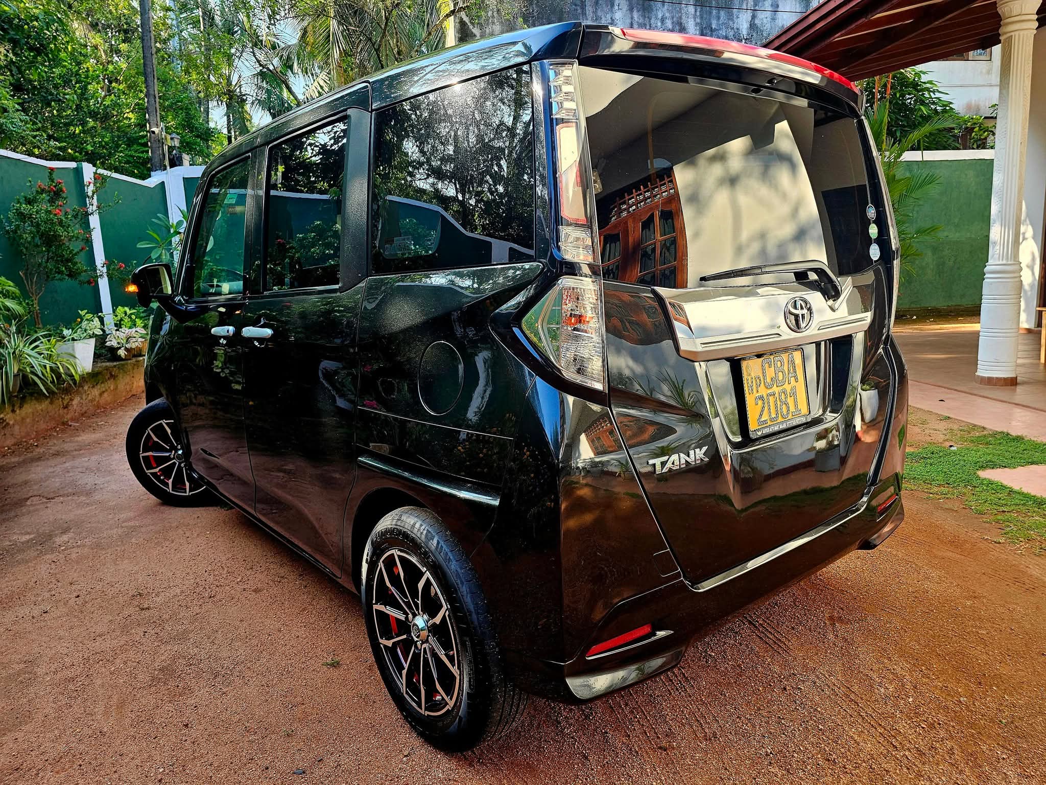 Toyota Tank 2018 - பயன்படுத்தப்பட்டது கார் sale in Sri Lanka - patpat.lk
