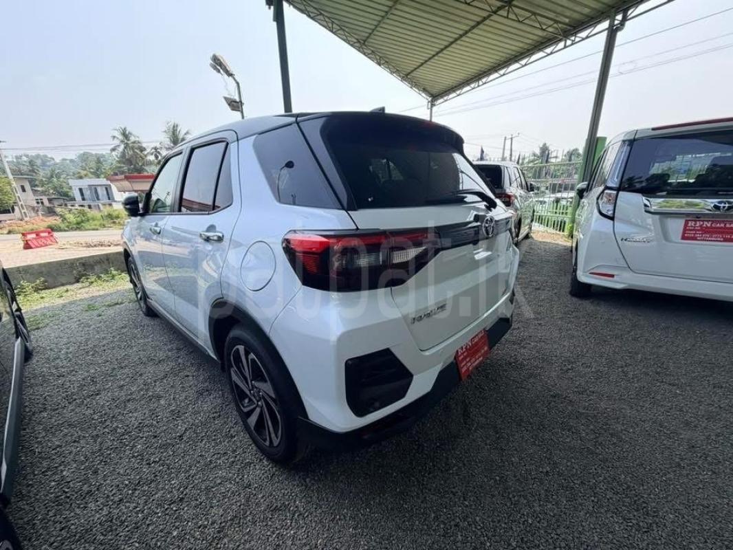 Advertisement image 4