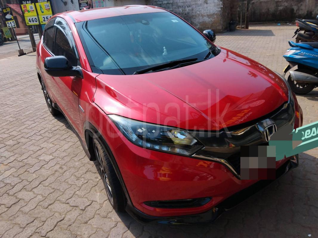 Honda Vezel 2017 - Used SUV sale in Sri Lanka - patpat.lk
