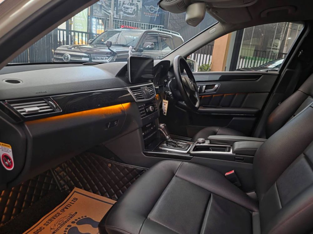 Mercedes Benz E200 2011 - Used Car sale in Sri Lanka - patpat.lk