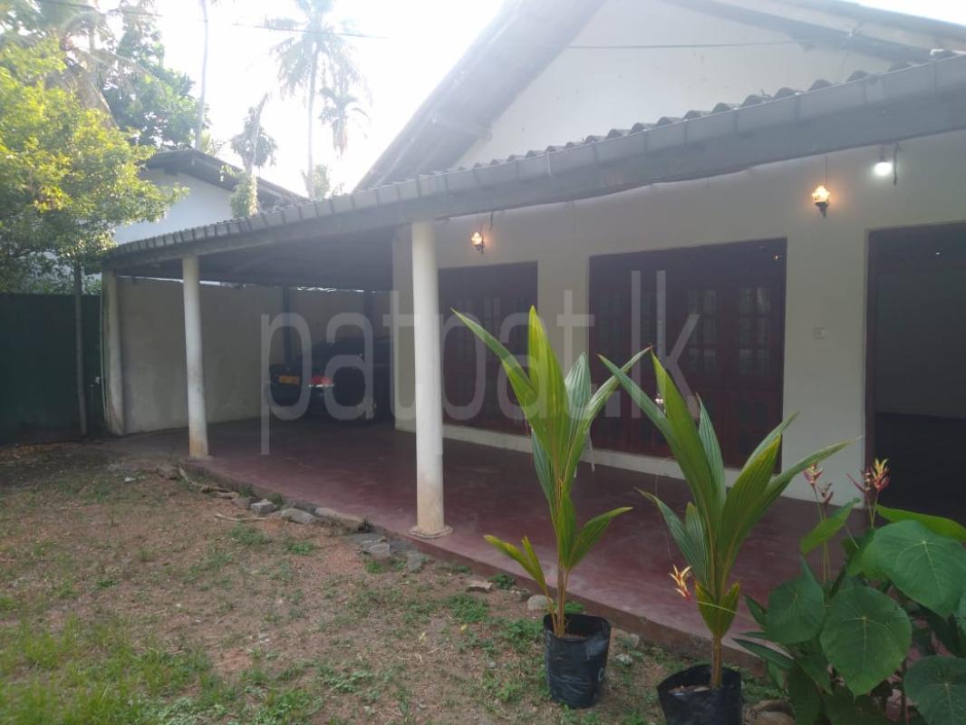 House for Sale in Ganemulla ads-image-1