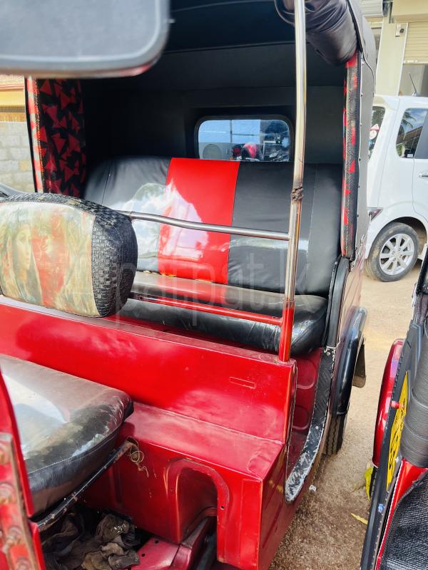 Bajaj 4 stroke 2014 - Used Three wheeler sale in Sri Lanka - patpat.lk