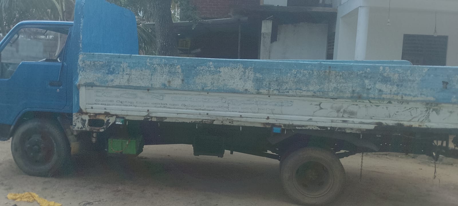 Toyota Dyna 1992 - பயன்படுத்தப்பட்டது டிரக் sale in Sri Lanka - patpat.lk