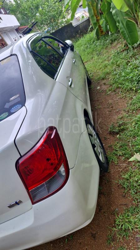 Toyota Axio 2014 - பயன்படுத்தப்பட்டது கார் sale in Sri Lanka - patpat.lk