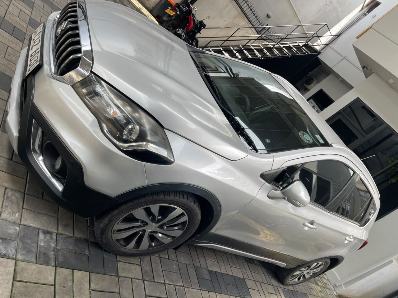 Suzuki S Cross 2018 - Used SUV sale in Sri Lanka - patpat.lk