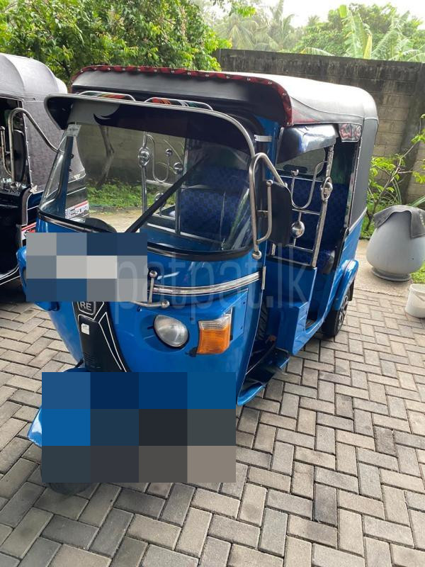 Bajaj 4 stroke 2011 - භාවිතා කරන ලද ත්‍රිරෝද රථය sale in Sri Lanka - patpat.lk