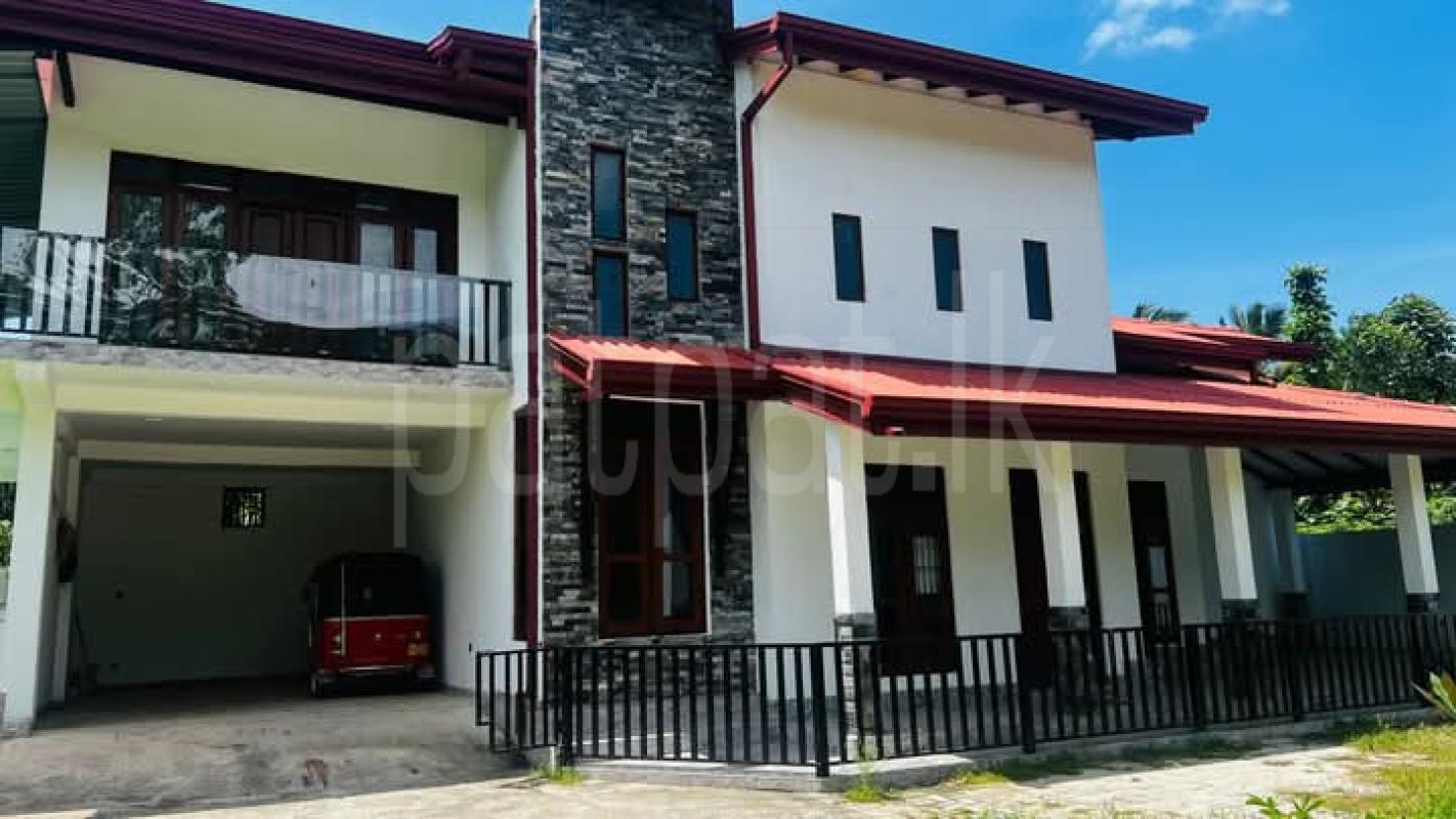 House for Sale in Gampaha ads-image-1