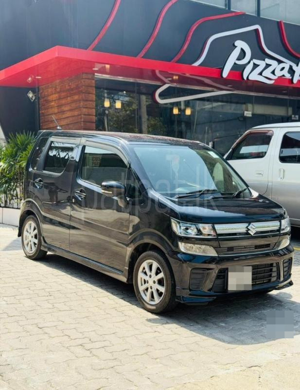 Suzuki Wagon R 2015 - பயன்படுத்தப்பட்டது கார் sale in Sri Lanka - patpat.lk