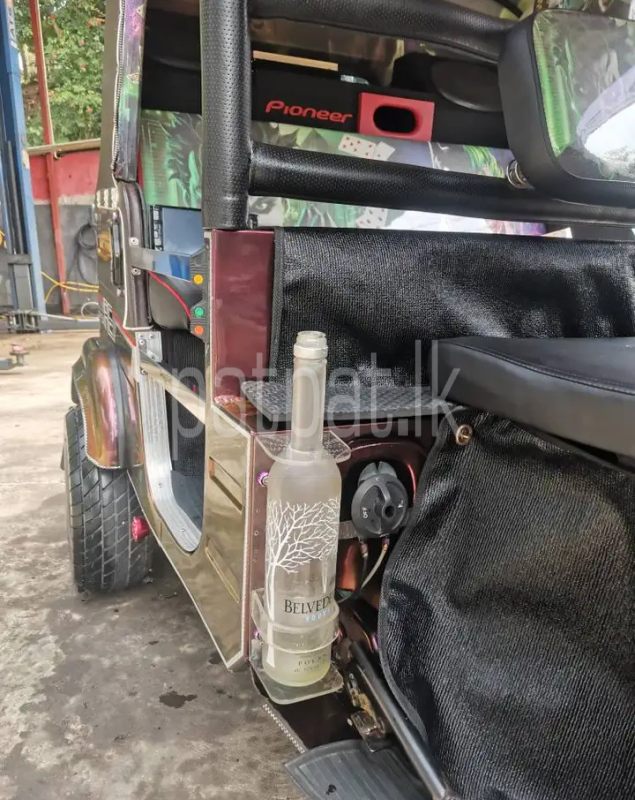 Advertisement image 3