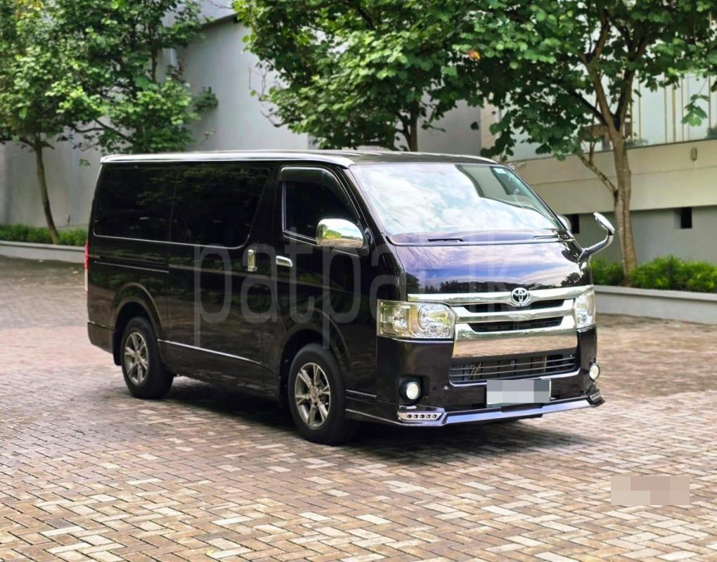 Toyota Hiace 2015 - භාවිතා කරන ලද වෑන් රථය sale in Sri Lanka - patpat.lk