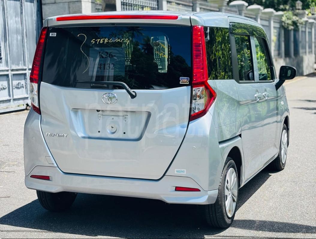 Toyota Roomy 2023 - අලුත් කාර් sale in Sri Lanka - patpat.lk
